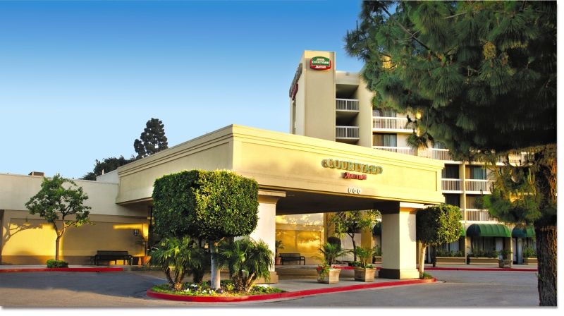 คอร์ตยาร์ด อ็อกซ์นาร์ด Hotel ภายนอก รูปภาพ